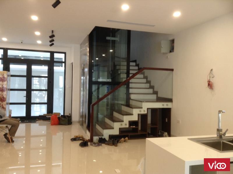 Chính chủ cho thuê shophouse Vinhome đường Hàm Nghi 95 m2 X 5 tầng 40 tr/tháng