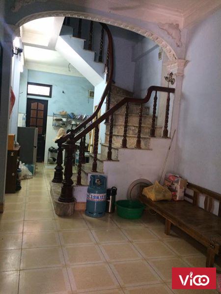 Cho thuê nhà mặt ngõ 800A nghĩa đô, 51 m2 x 3 tầng, làm văn phòng cửa hàng