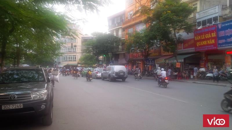 Sang nhượng cửa hàng mặt Phố Đường Láng Nguyễn Chí Thanh,Láng Hạ 65m2 x 4 tầng