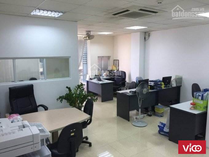 VP cho thuê DT 35m2 phố Linh Lang gần Lotte Center, giá chỉ 7 triệu/tháng.