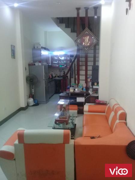 Cho thuê nhà riêng Đội Cấn Văn Cao, 38m2x 5 tầng, 3 PN, đầy đủ tiện nghi.