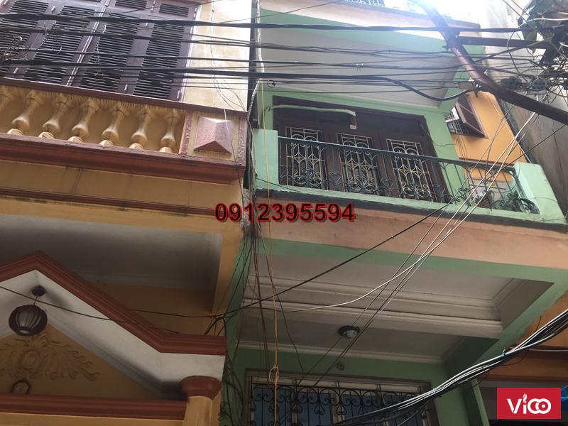 Nhà riêng ngõ phố minh khai dt33m2x5t giá 10tr