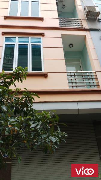 Cho thuê nhà mặt phố phúc diễn 5 tầng x 75 m2 vừa ở và kinh doanh showroom