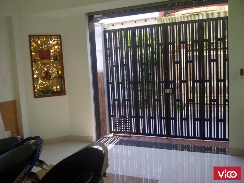 Cho thuê nhà hẻm xe hơi đường Lê Quang Định