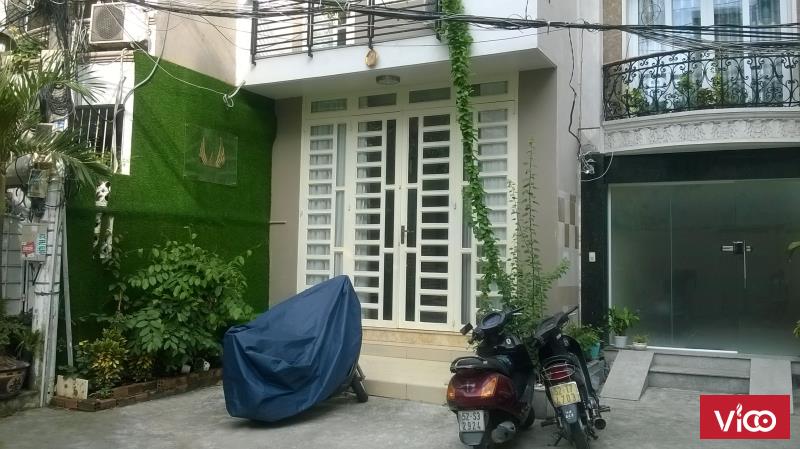 Cho thuê gấp nhà hẻm rộng 5m đường Nguyễn Bỉnh Khiêm, Quận 1 4.5m x 9.2m, 3 lầu, ST, 3PN, 4WC...