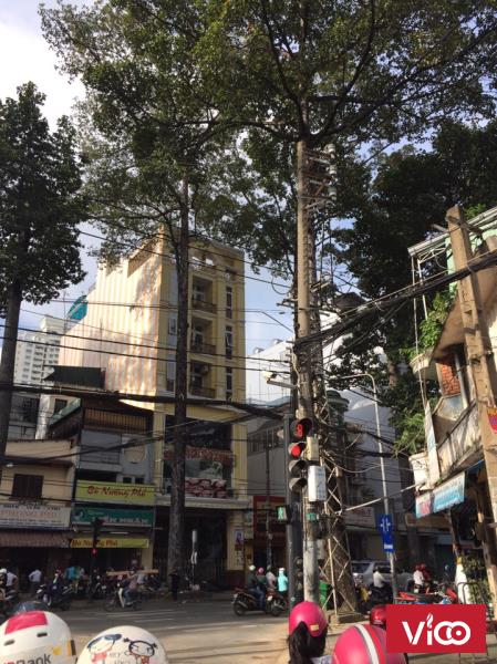 Nhà cho thuê gần góc 2 MT cho thuê Nguyễn Chí Thanh. Quận 5 DT 7.7x12m, Giá 100 Triệu