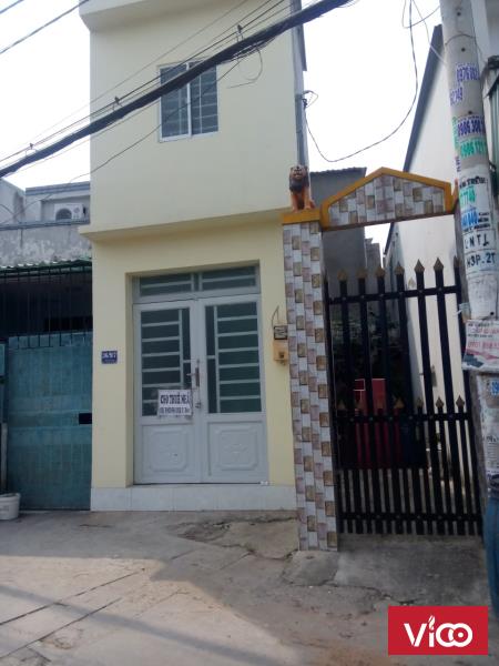 Nhà nguyên căn hẻm xe hơi, thích hợp ở gia đình