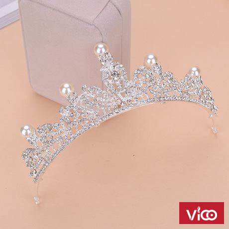vương miện đẹp giá rẻ 120k cho chị em có kiểu tóc đẹp