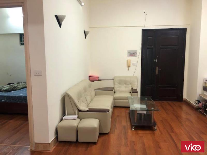 Cho thuê căn hộ tầng 5 diện tích 82 m2 chia 2 ngủ ở lạc hồng, tây hồ,hn.