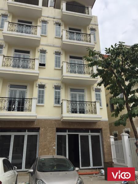 Cho Thuê nhà 2 tầng 105 m2 ở mặt phố Trần Quốc Hoàn,