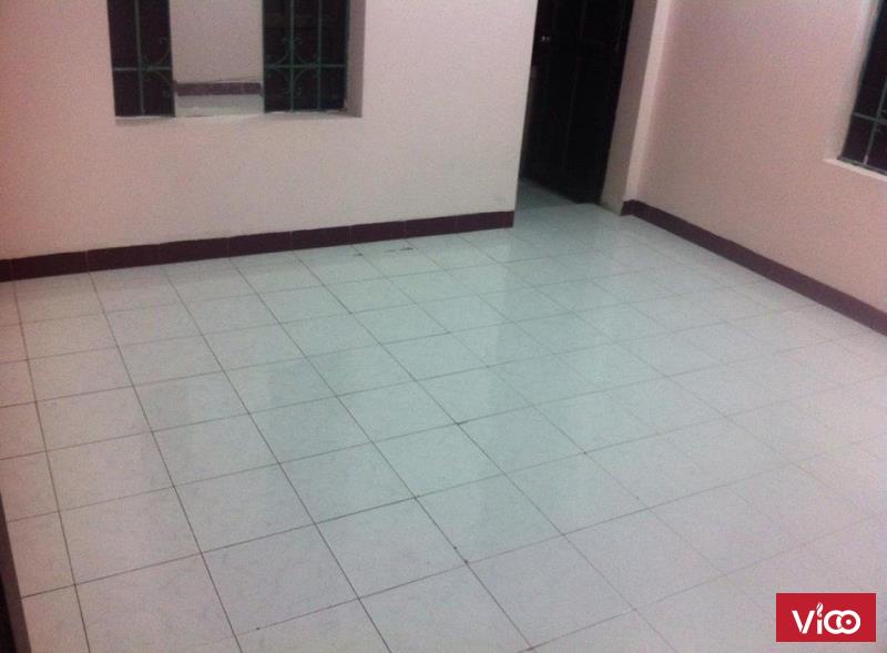 Phòng cho thuê giá 2 2.2tr ở ngõ 105 Thụy Khuê, điện nước giá nhà nước