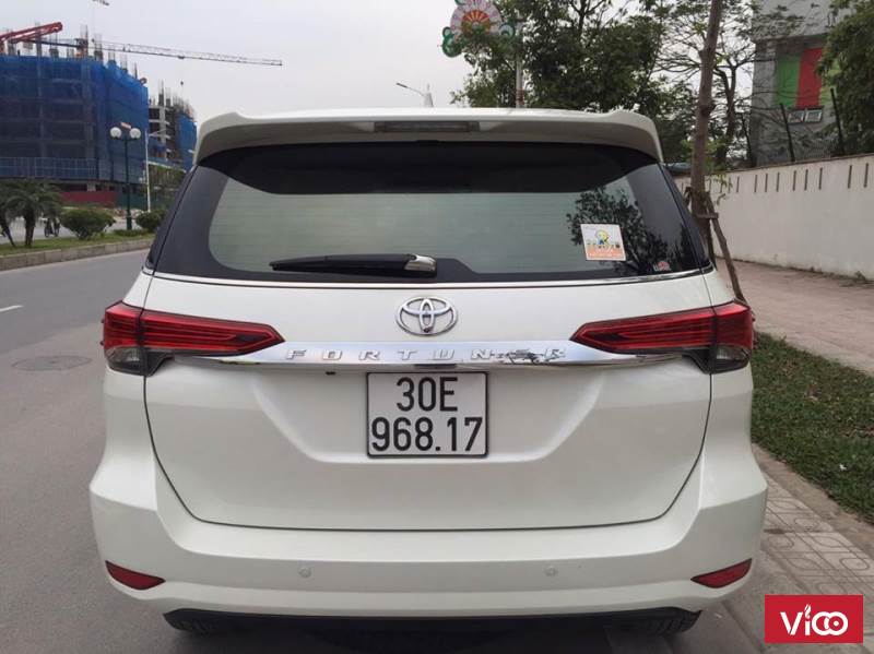 Cần bán Fortuner2.7V siêu lướt 12/2017 XE ĐẸP NHƯ MỚI
