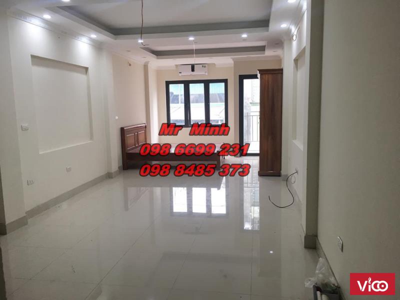 Cho thuê căn hộ chung cư mini Xã Đàn, Đê La Thành, 45m2 , đồ cơ bản, 8tr/ tháng