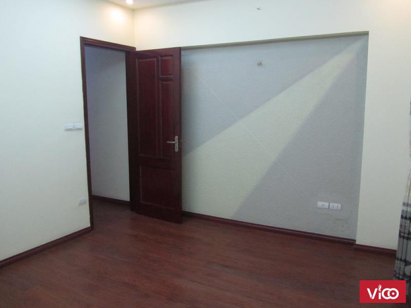 Cho nữ thuê phòng ở khâm thiên