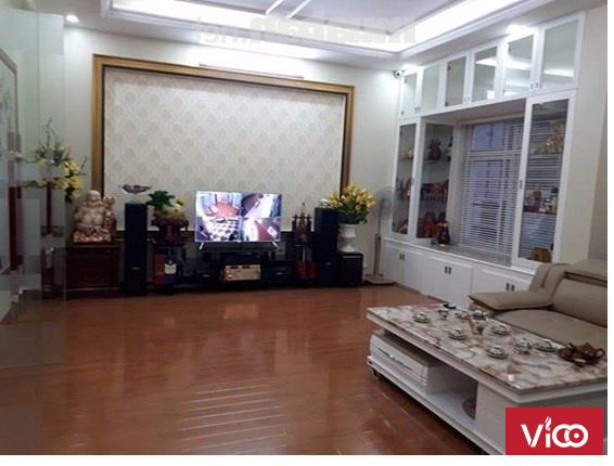 Nhà ngõ 31 Trần Quốc Hoàn. DT 65m2 xây 5 tầng, giá 16 triệu/tháng.