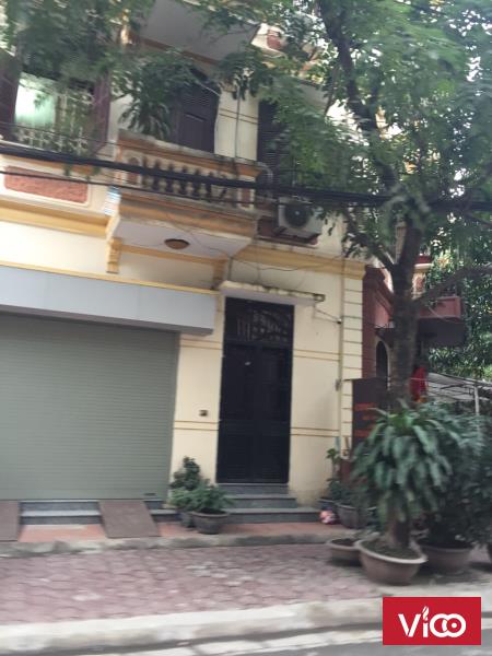 Cho thuê nhà 48 m2 x 5 tầng ở ngõ 24 dịch vọng hậu,