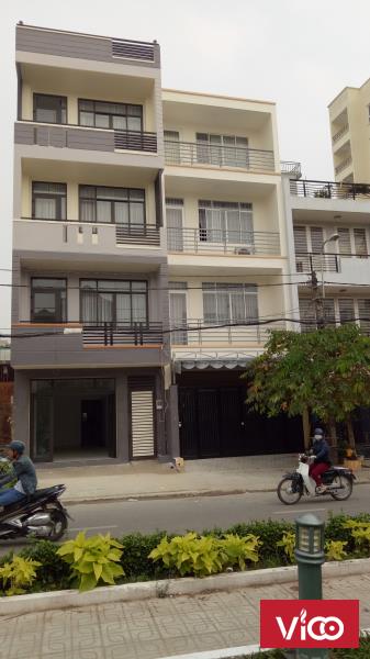 Cho thuê nguyên căn 1 trệt 3 lầu, Mặt tiền ngang 5m, đường lớn