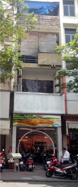 Nhà MT Trương Định. Quận 1, gần công viên Tao Đàn DT 4x25m. Giá 65 Triệu/Tháng