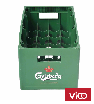 Két nhựa đựng bia, nước ngọt được sản xuất ngay tại nhà máy Phú Hòa An