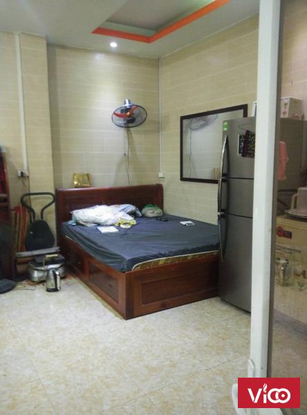 Cho thuê nhà 60m2 x 4 tầng phố Đào Duy Từ nằm trong tuyến phố đi bộ giá 26,5 triệu/tháng