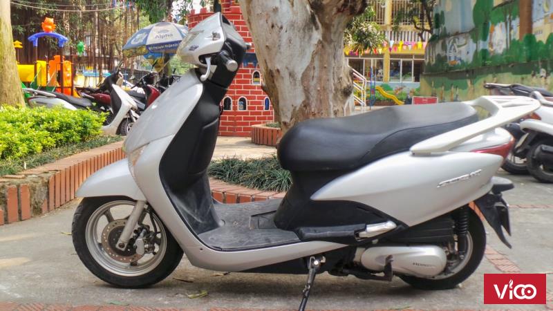 Honda scr 110 Fi màu bạc nguyên bản xe đẹp