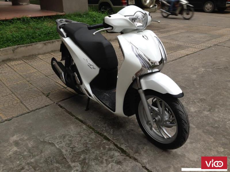 SH Nhập Chính Hãng Việt Nam Sản Xuất, Đời Cao 2014 màu trắng chính chủ mua từ đầu biển hà nội