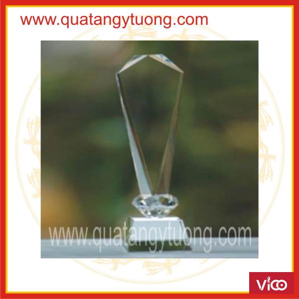 Cơ sở sản xuất kỷ niệm chương thủy tinh, biểu trưng pha lê, cúp lưu niệm