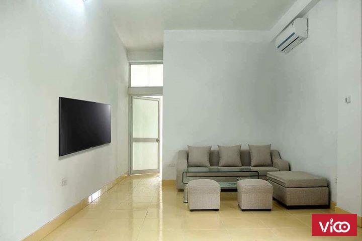 Cho thuê chung cư 51 m2 chia 2 ngủ mới sửa ở nguyên hồng