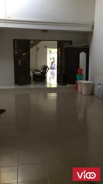 Cho thuê nhà mặt tiền nguyên căn lớn