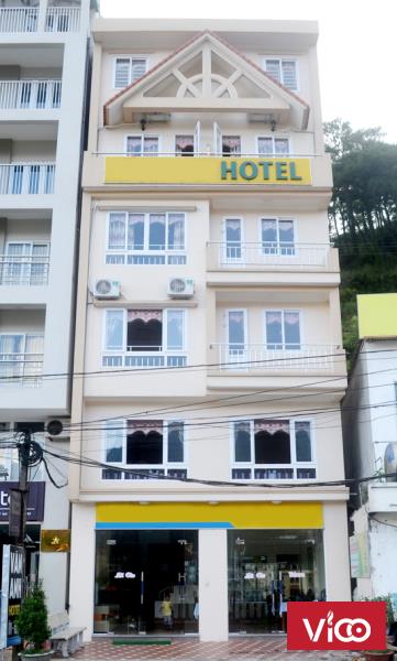 Cho thuê khách sạn 2 Sao mặt tiền khu Bàu Cát, Quận Tân Phú DT 8x18m