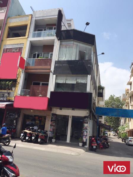 Cho thuê Mặt bằng hoặc Nguyên căn dài hạn góc 2MT Hai Bà Trưng nằm ngay TT Quận 3 DTSD 300m2