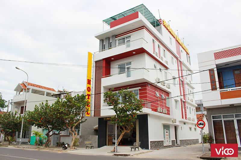 Cho thuê gấp khách sạn 2 Sao mặt tiền Quận Tân Phú DT 10x21m