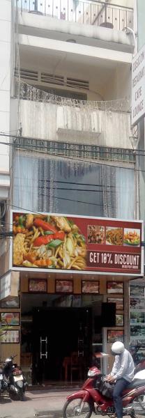 Cho thuê nhà MT Thủ Khoa Huân, Q1, gần chợ Bến Thành 4x25m. Giá 75 Triệu/Tháng