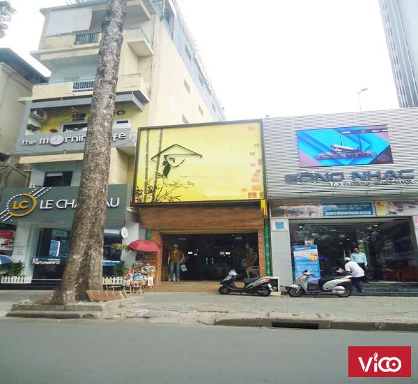 Nhà gần chợ Bến Thành cho thuê Lê Lợi, Quận 1. DT7,5x20m, NH 8m. Giá190 Triệu/Tháng