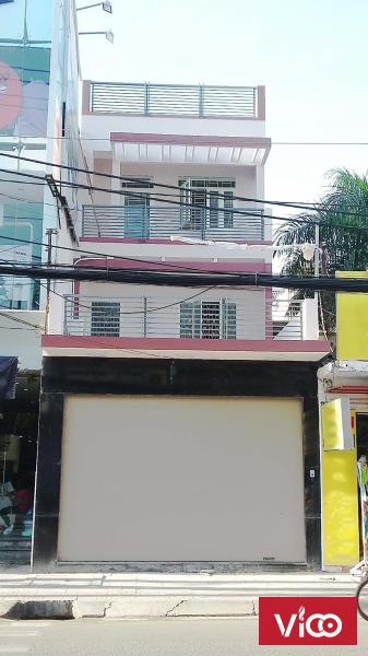 Nhà MT vị trí cực đẹp đường thời trang cao cấp CMT8, Q1 cho thuê gấp DT 4x17m. Giá 80 Triệu/Tháng