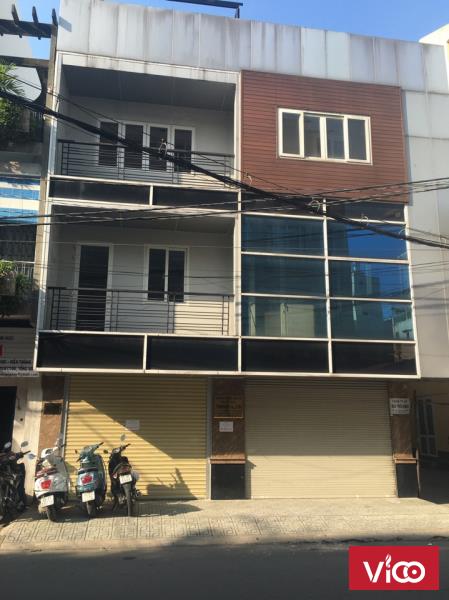 Nhà có diện tích lớn cho thuê mặt tiền đường Bàn Cờ, gần góc Nguyễn Thiện Thuật. Quận 3 DT9.5x15m