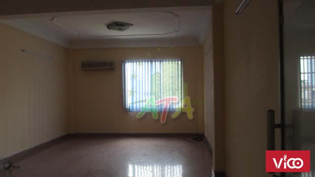 Văn phòng Phan Xích Long, Phú Nhuận DT 80m2 giá 10 triệu / tháng