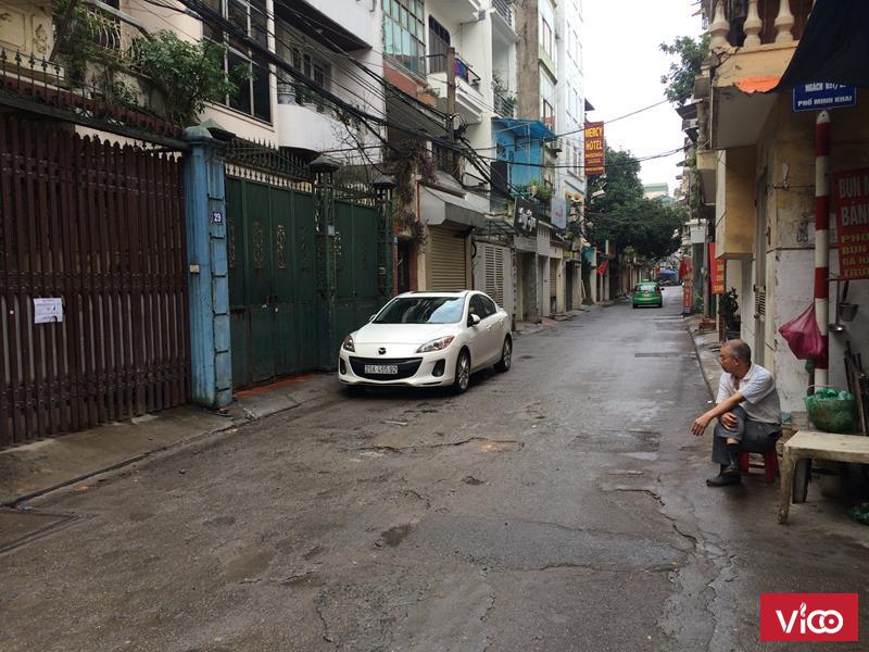 Cho thuê nhà riêng 3,5 tầng khu phân lô Minh Khai,gần Lạc TrungMS2057