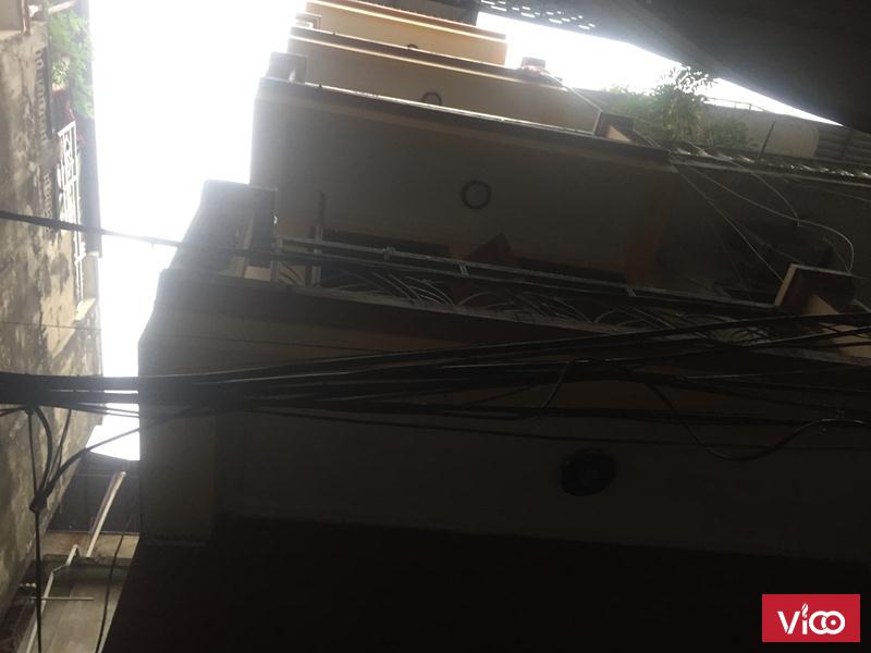 Nhà riêng ngõ phố thọ lão lò đúc dt25m2x5t giá 8tr