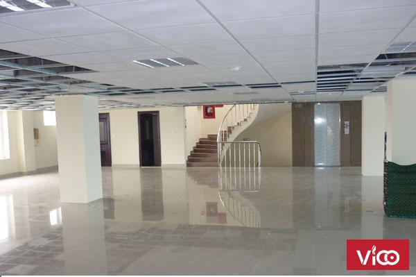 HOT Chủ đầu tư cho thuê tòa Licogi 13 ngã tư Lê văn lương cắt khuất duy tiến, 70m2 Giá chỉ 11 Đô/m2