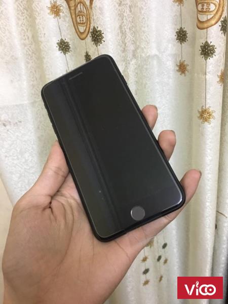 Bán 7 plus 32gb black và gold VN, chưa active 13tr6