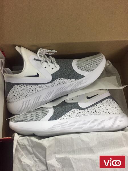 Giày Nike lunarcharge essential auth 100