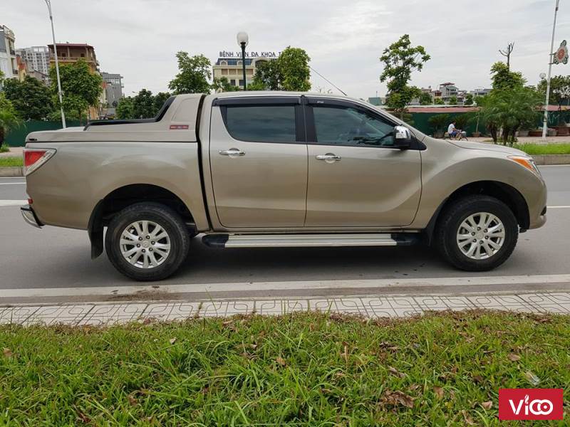 Cần bán Mazda BT 50 bản cap cấp 3.2 AT 2 cầu điệnmàu vàng cát , xe cực chất đẹp