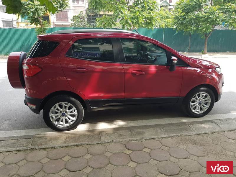 Cần bán Gâp chiếc xe Ecosport 1.5 AT bản Titanium 2016 màu đỏ cực đẹp !!!!!!!!!!!!!