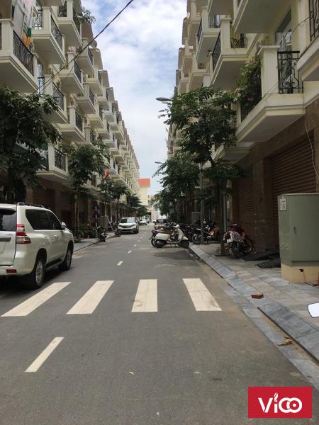 Cho Thuê Nhà Xây Thô 96 Nguyễn Huy Tưởng