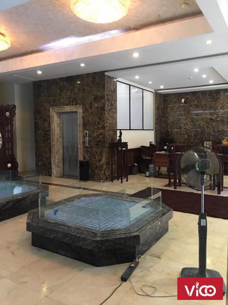 Cho thuê văn phòng mặt đường Trần Thái Tông,diện tích 180m2/tầng.