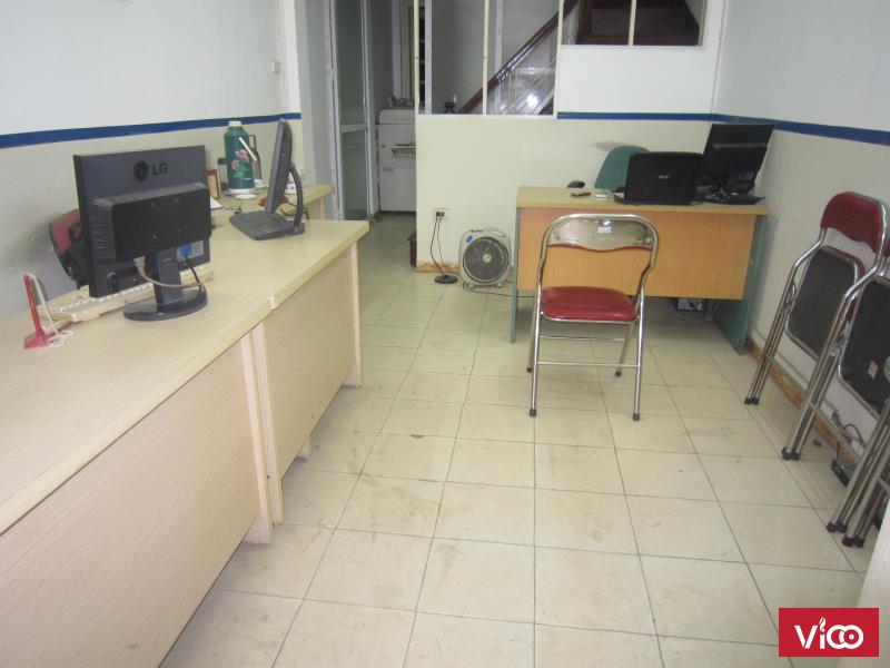 Cho thuê văn phòng, của hàng giá 3,5TR, chính chủ tại đường Láng