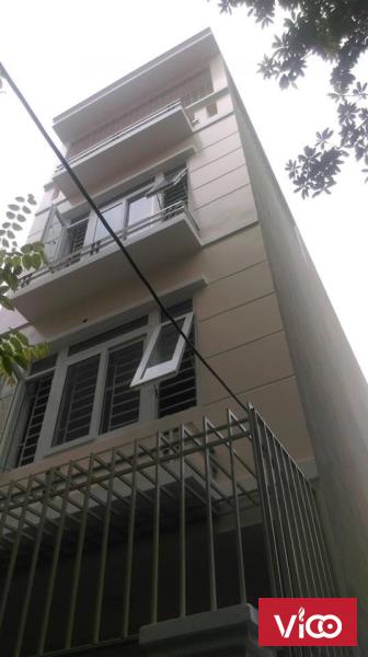 Cho thuê nhà riêng ở ngõ 21 lê đức thọ 3.5 tầng x 60 m2 làm vp