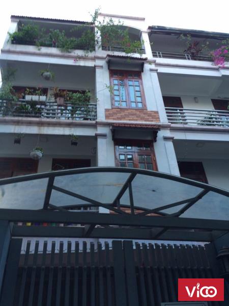 Cho thuê mặt ngõ phố Phan Kế Bính, Linh Lang, dt 85m2 x 4 tầng, sân cổng riêng