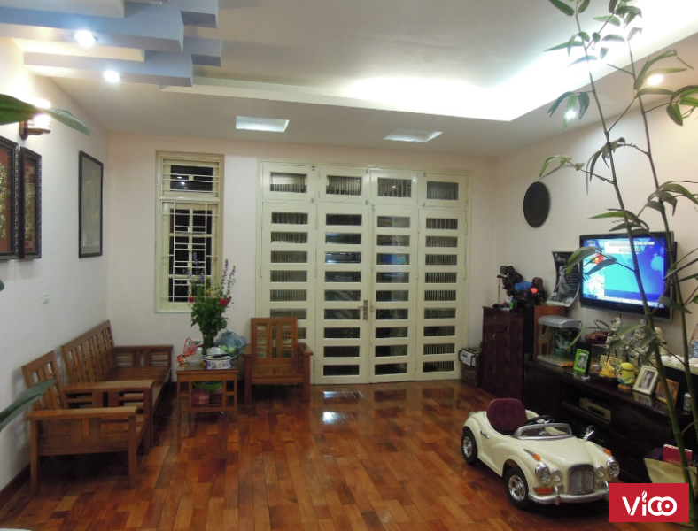 Bán nhanh nhà đẹp khu phân lô 4 tầng Chùa Bộc, ô tô, dt 50m2, giá 6,3 tỷ.